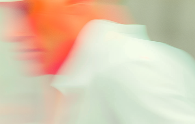 Abstract green and orange blurred for UX design article